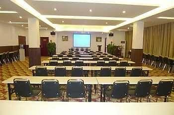 Zhengzhou Youna Hotel Huaihe Road Exterior photo